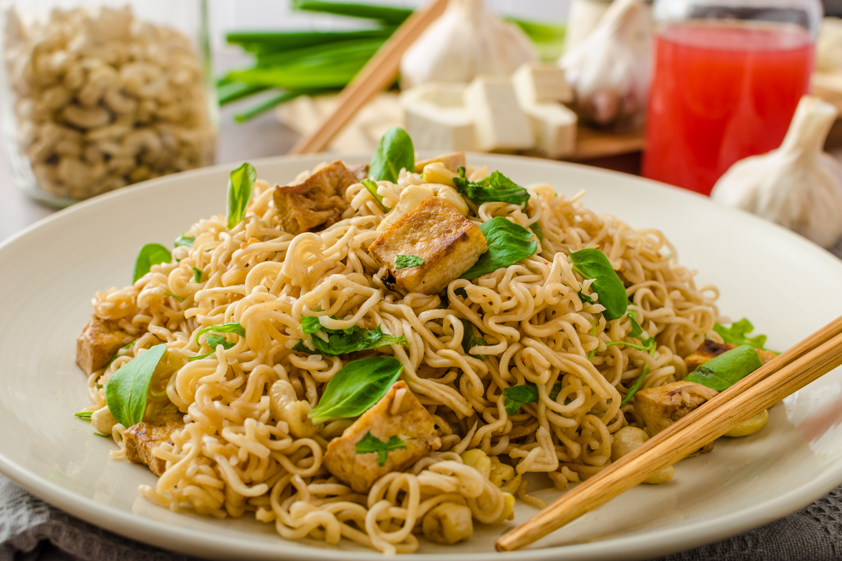 Ramen noodles with tofu