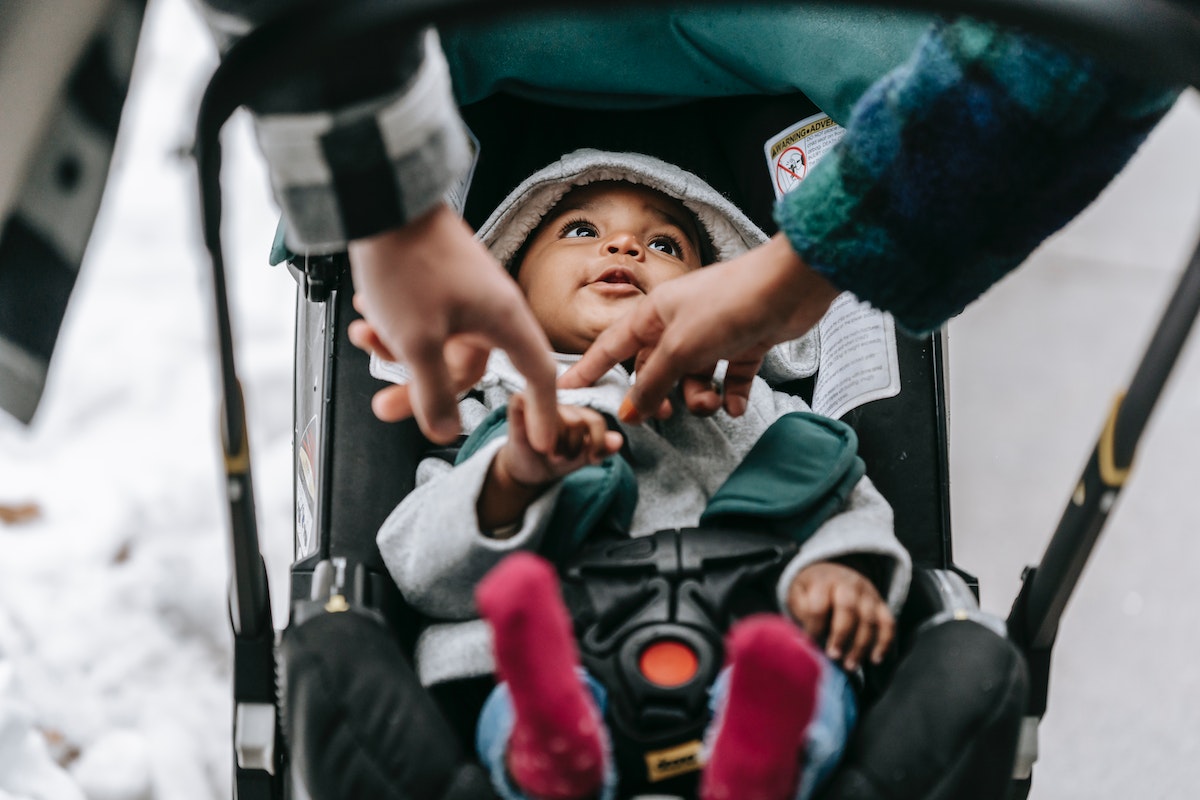 Stroller with outlet baby facing you